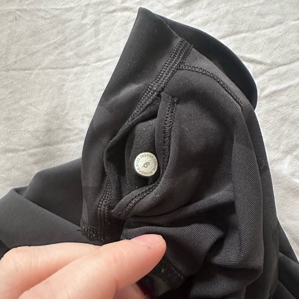 Lululemon Black Camo Leggings - Picture 3 of 5